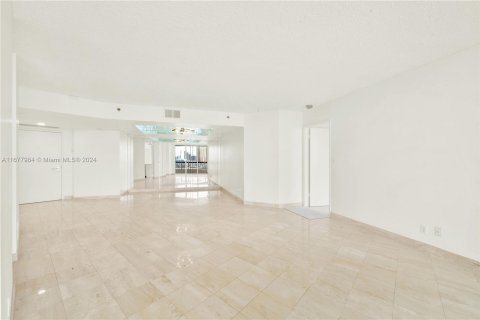 Copropriété à vendre à Aventura, Floride: 1 chambre, 97.55 m2 № 1405927 - photo 21