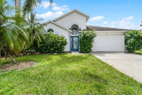 Villa ou maison à vendre à Kissimmee, Floride: 4 chambres, 183.48 m2 № 1359671 - photo 1