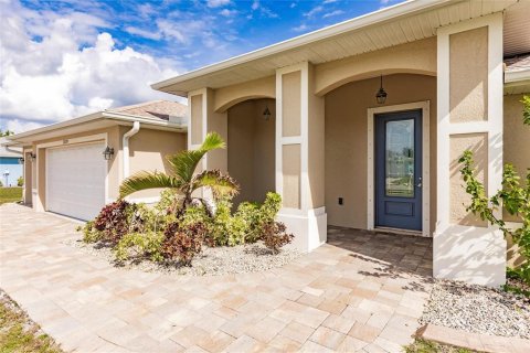 Casa en venta en Port Charlotte, Florida, 3 dormitorios, 148.74 m2 № 1052128 - foto 4