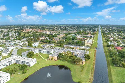 Copropriété à vendre à Boca Raton, Floride: 2 chambres, 88.72 m2 № 1024249 - photo 6