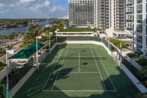 Condominio en venta en Miami Beach, Florida, 2 dormitorios, 138.42 m2 № 1238266 - foto 27