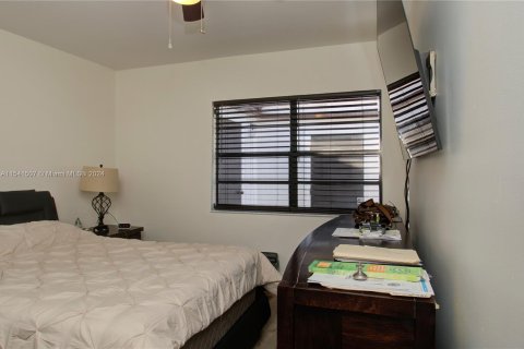 Casa en venta en Tamarac, Florida, 2 dormitorios, 91.97 m2 № 1035521 - foto 21