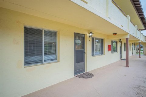 Copropriété à vendre à Daytona Beach, Floride: 2 chambres, 80.27 m2 № 1350642 - photo 1