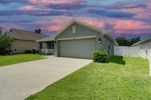 House in Ocala, Florida 3 bedrooms, 181.9 sq.m. № 1350641 - photo 2