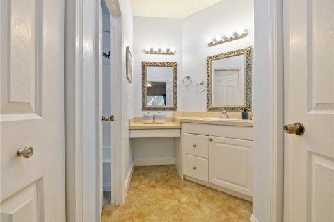 Copropriété à vendre à Kissimmee, Floride: 3 chambres, 113.34 m2 № 1350605 - photo 11