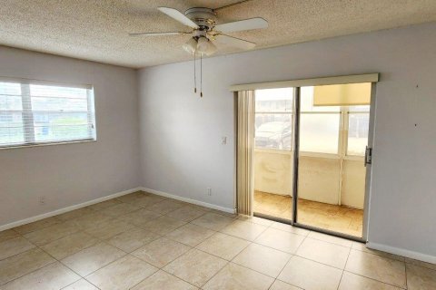 Condominio en alquiler en West Palm Beach, Florida, 1 dormitorio, 63.55 m2 № 1061395 - foto 6