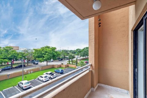 Condominio en venta en Miami Lakes, Florida, 2 dormitorios, 87.33 m2 № 1330912 - foto 22