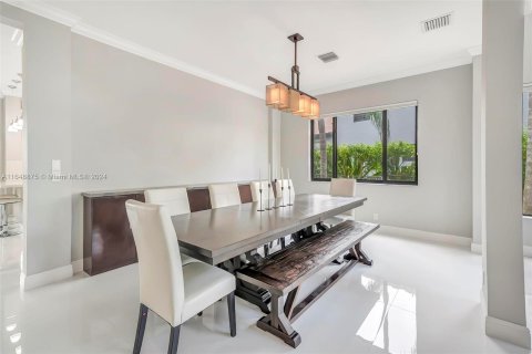 Villa ou maison à vendre à Miramar, Floride: 5 chambres, 395.95 m2 № 1331635 - photo 14