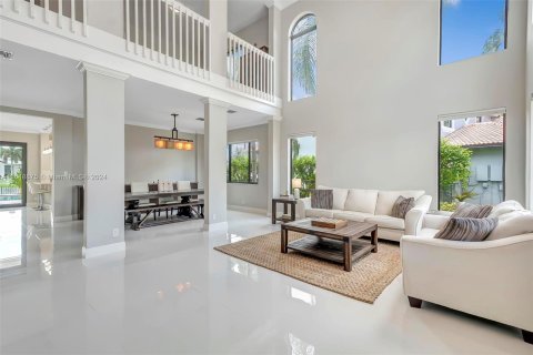 House in Miramar, Florida 5 bedrooms, 395.95 sq.m. № 1331635 - photo 9