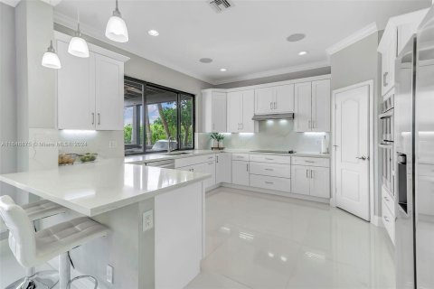 Villa ou maison à vendre à Miramar, Floride: 5 chambres, 395.95 m2 № 1331635 - photo 8