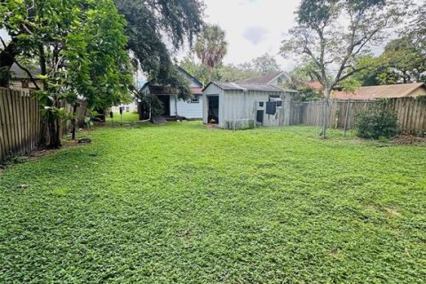 Casa en venta en Tampa, Florida, 2 dormitorios, 86.12 m2 № 1370116 - foto 13