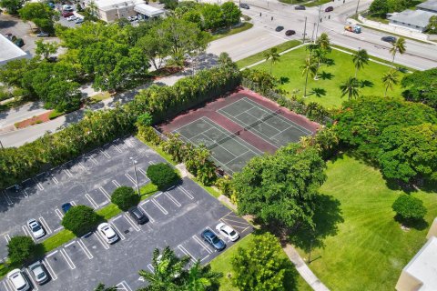 Condo in Tamarac, Florida, 1 bedroom  № 1217179 - photo 7