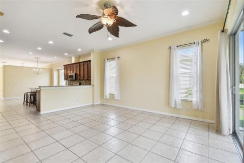 House in Wesley Chapel, Florida 4 bedrooms, 275.27 sq.m. № 1371805 - photo 15