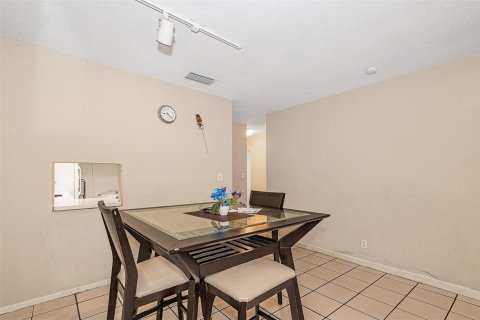 Immobilier commercial à vendre à Coral Springs, Floride: 223.34 m2 № 1026761 - photo 19