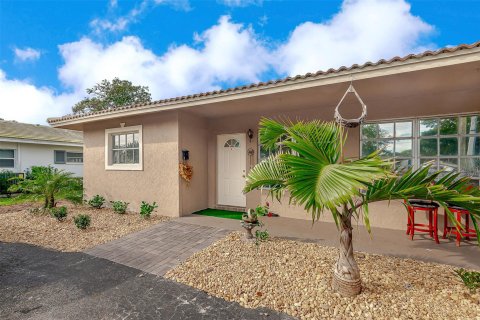 Immobilier commercial à vendre à Coral Springs, Floride: 223.34 m2 № 1026761 - photo 7