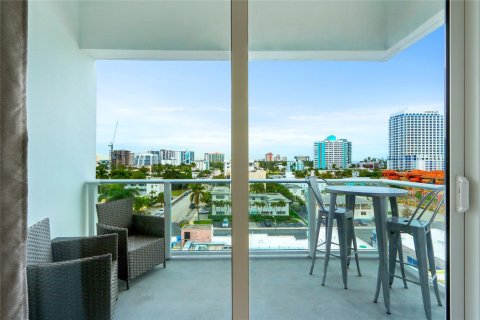 Condo in Fort Lauderdale, Florida, 1 bedroom  № 1226878 - photo 10