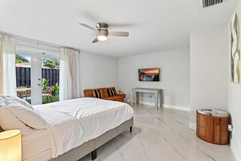 Villa ou maison à vendre à Fort Lauderdale, Floride: 4 chambres, 232.16 m2 № 1029505 - photo 15