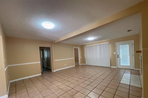 House in Orlando, Florida 2 bedrooms, 97.55 sq.m. № 1335627 - photo 7