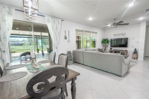 Villa ou maison à vendre à Tampa, Floride: 4 chambres, 254.74 m2 № 1338119 - photo 10