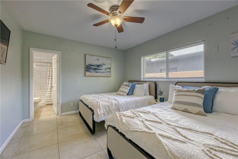 House in Fort Lauderdale, Florida 4 bedrooms, 256.97 sq.m. № 1070234 - photo 26