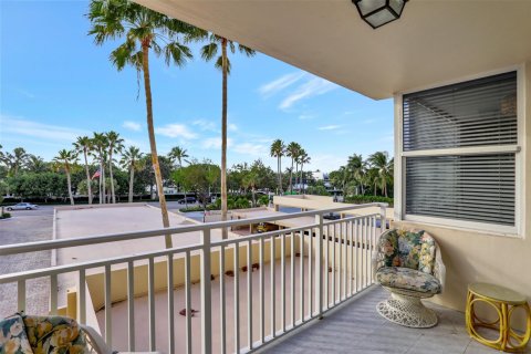 Condo in Lauderdale-by-the-Sea, Florida, 2 bedrooms  № 1072734 - photo 13