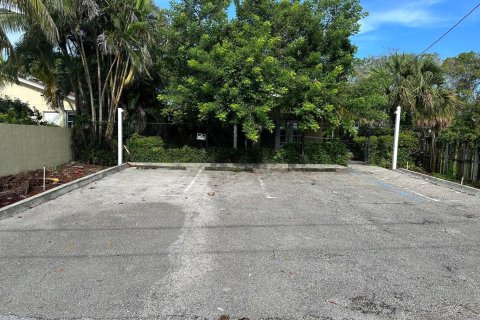 Купить коммерческую недвижимость в Уэст-Палм-Бич, Флорида № 1072686 - фото 20