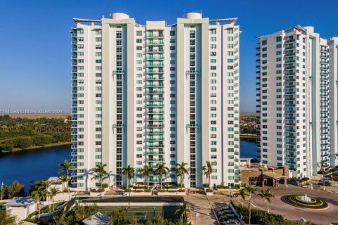 Condominio en venta en Sunrise, Florida, 3 dormitorios, 118.08 m2 № 1325362 - foto 7