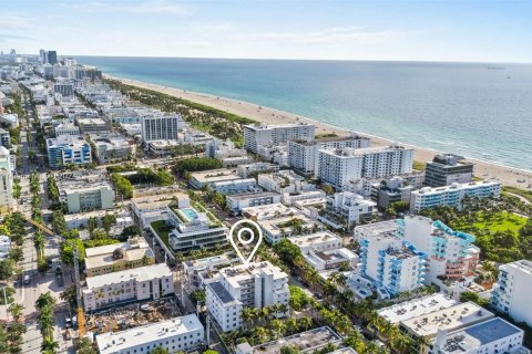 Condominio en venta en Miami Beach, Florida, 1 dormitorio, 61.78 m2 № 1331236 - foto 11