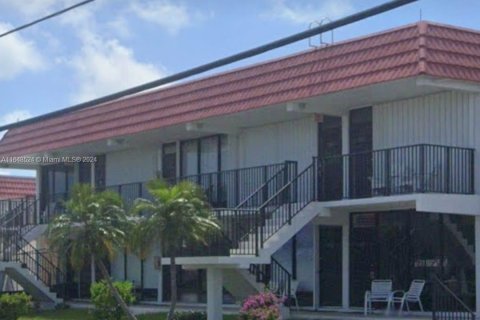 Condominio en venta en Marathon, Florida, 1 dormitorio, 54.53 m2 № 1331283 - foto 2