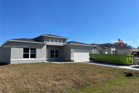 Casa en venta en Palm Bay, Florida, 4 dormitorios № 1345991 - foto 5