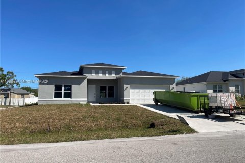 House in Palm Bay, Florida 4 bedrooms № 1345991 - photo 4