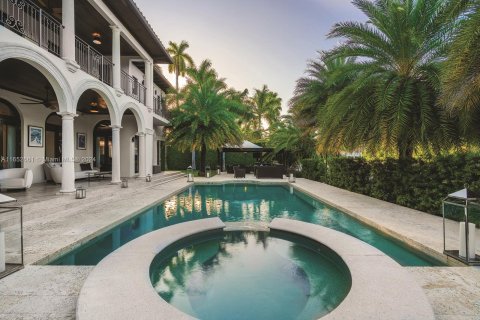 Villa ou maison à vendre à Miami Beach, Floride: 7 chambres, 900.78 m2 № 1345994 - photo 4