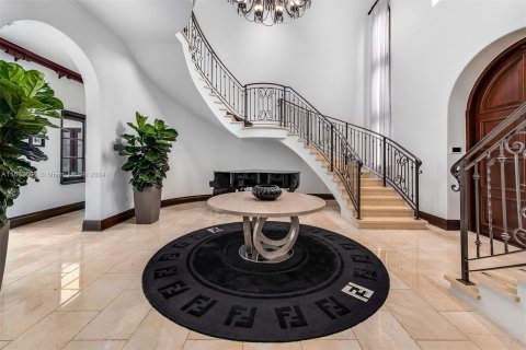 Villa ou maison à vendre à Miami Beach, Floride: 7 chambres, 900.78 m2 № 1345994 - photo 5