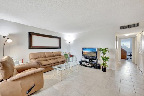 Copropriété à vendre à Pompano Beach, Floride: 2 chambres, 77.57 m2 № 1159969 - photo 23