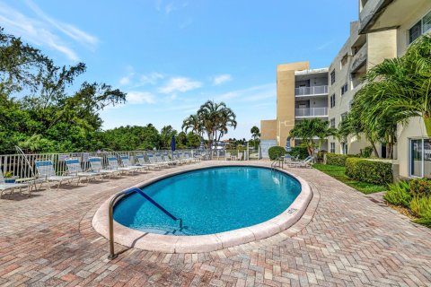 Copropriété à vendre à Pompano Beach, Floride: 2 chambres, 77.57 m2 № 1159969 - photo 8