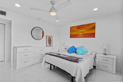 Condo in Sunrise, Florida, 2 bedrooms  № 1159972 - photo 26