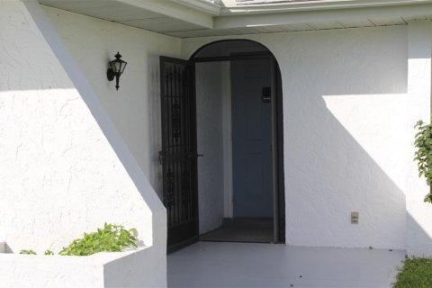 Casa en venta en Port Charlotte, Florida, 3 dormitorios, 98.48 m2 № 1352489 - foto 2