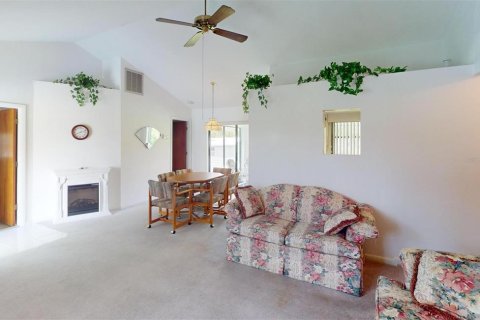 Casa en venta en Port Charlotte, Florida, 3 dormitorios, 98.48 m2 № 1352489 - foto 4