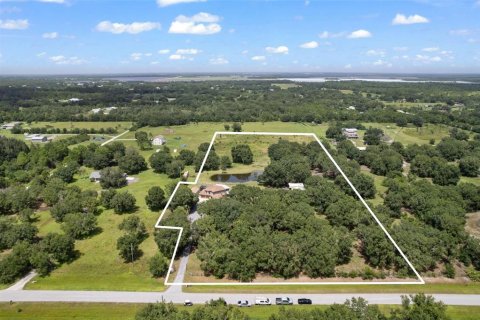 House in Myakka City, Florida 3 bedrooms, 213.77 sq.m. № 1352488 - photo 3