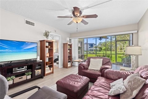 Condo in Punta Gorda, Florida, 2 bedrooms  № 1255629 - photo 5