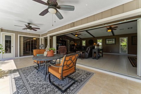 Villa ou maison à vendre à Stuart, Floride: 4 chambres, 263.47 m2 № 1054755 - photo 19