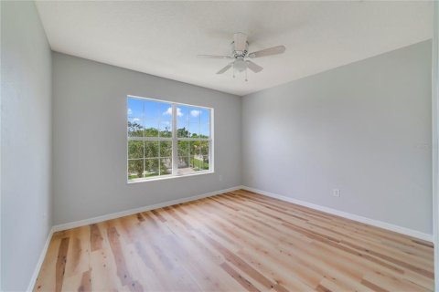 Villa ou maison à vendre à Kissimmee, Floride: 5 chambres, 267.28 m2 № 1351290 - photo 17