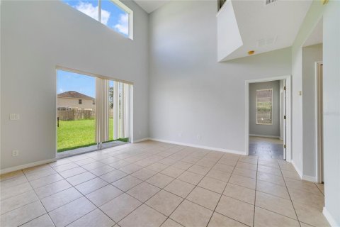 Villa ou maison à vendre à Kissimmee, Floride: 5 chambres, 267.28 m2 № 1351290 - photo 7