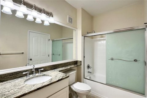 Condo in Orlando, Florida, 3 bedrooms  № 1351250 - photo 17