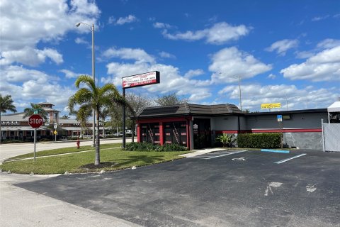 Shop in Pompano Beach, Florida № 1042960 - photo 15