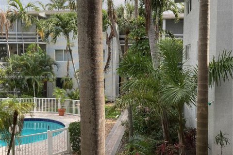 Condo in Fort Lauderdale, Florida, 1 bedroom  № 1019635 - photo 23