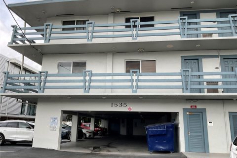 Condo in Fort Lauderdale, Florida, 1 bedroom  № 1019635 - photo 5