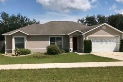 House in Minneola, Florida 3 bedrooms, 126.07 sq.m. № 1389212 - photo 1