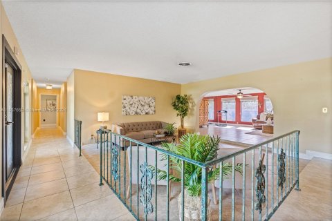 Villa ou maison à vendre à Miami Lakes, Floride: 4 chambres, 235.04 m2 № 1023676 - photo 28