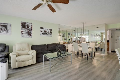 Copropriété à vendre à Lake Worth, Floride: 2 chambres, 93.37 m2 № 1038332 - photo 15